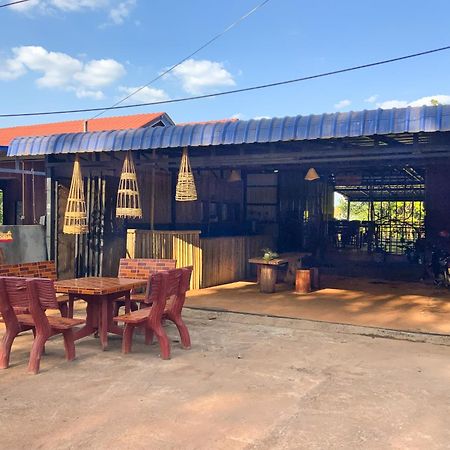 Backpacker Hostel And Jungle Trekking Banlung Exteriér fotografie