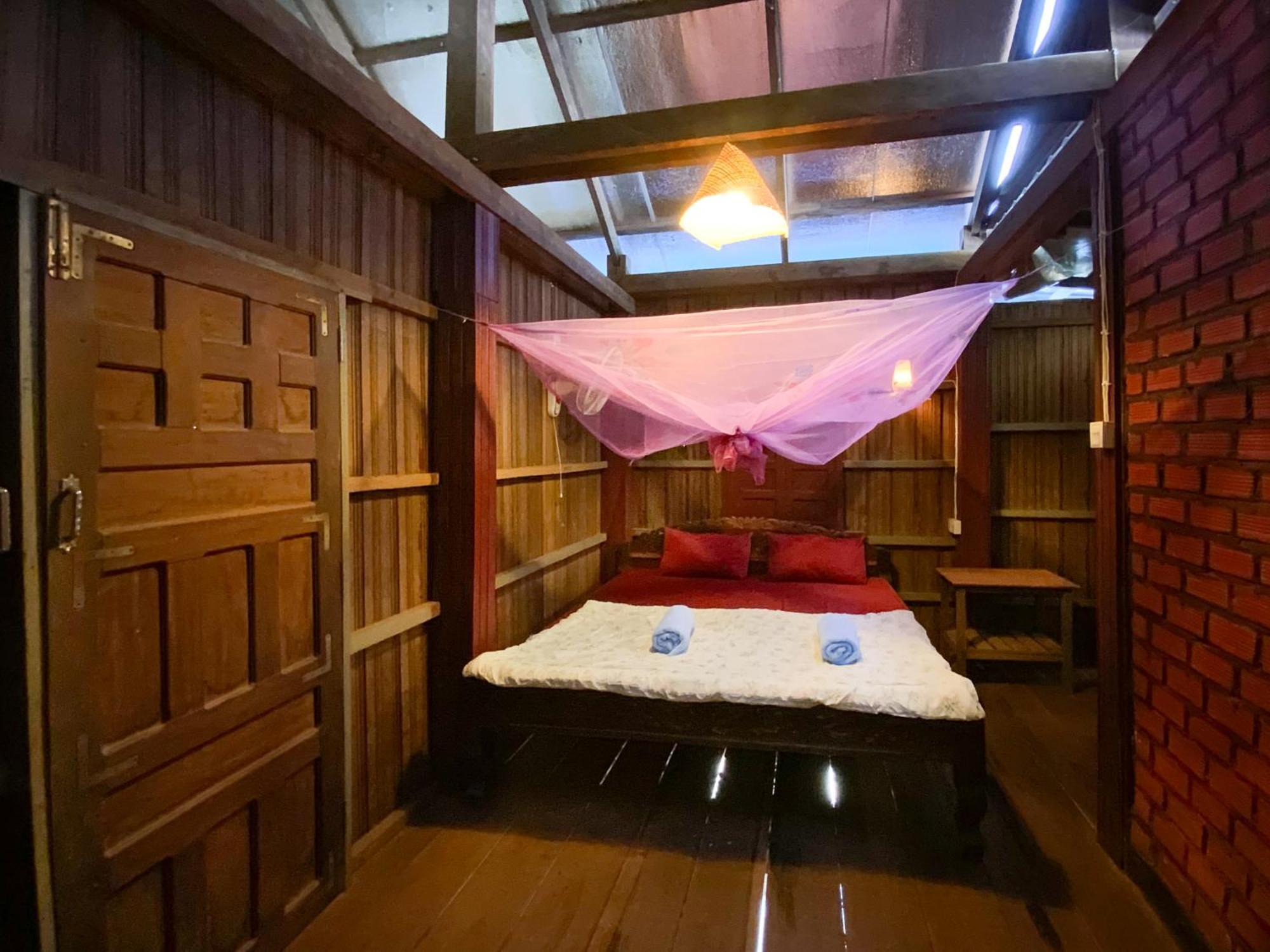 Backpacker Hostel And Jungle Trekking Banlung Exteriér fotografie