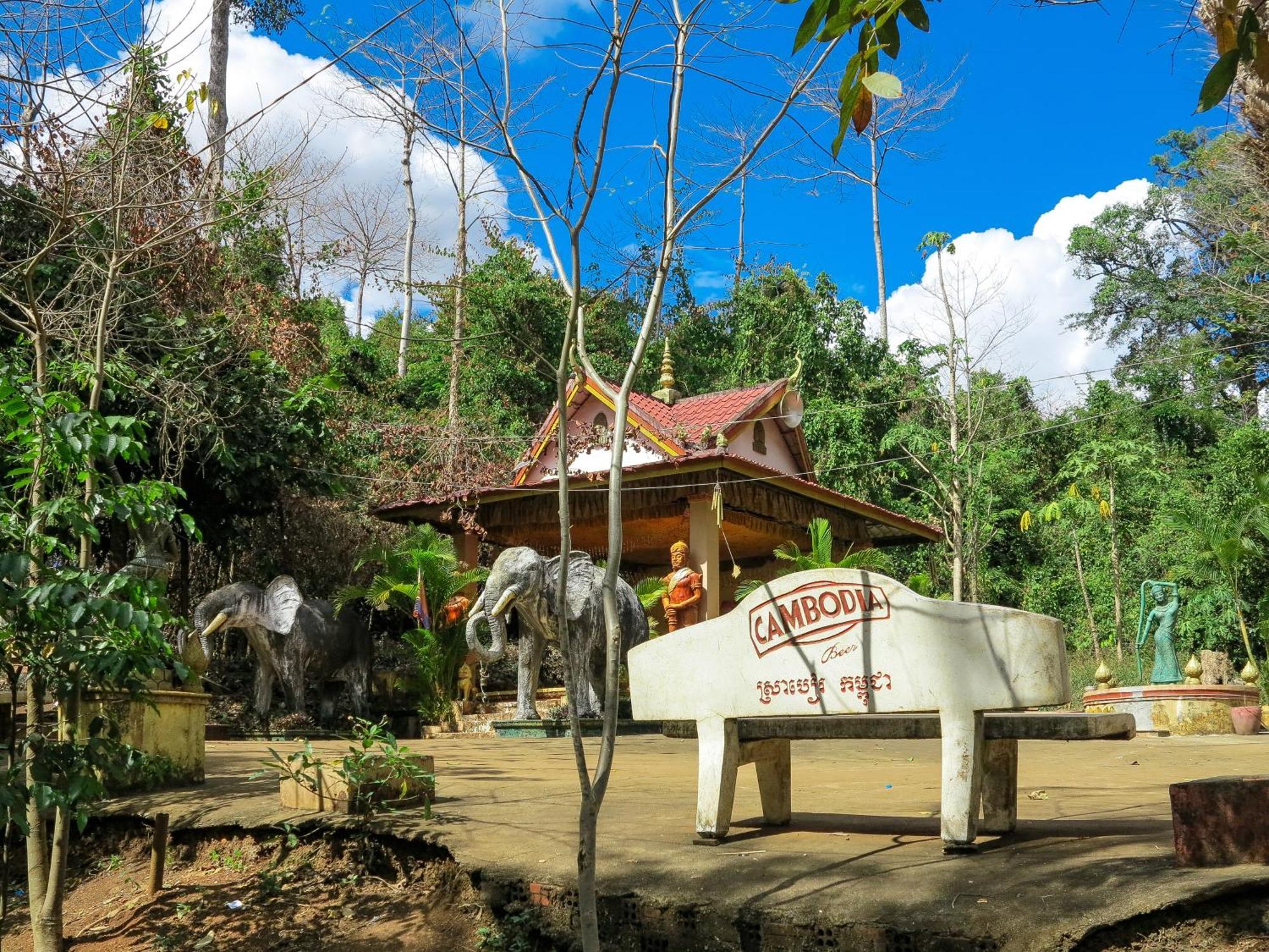 Backpacker Hostel And Jungle Trekking Banlung Exteriér fotografie